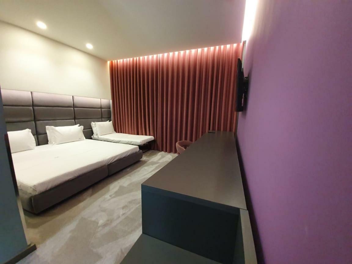 Albes Hotel Фиер Екстериор снимка
